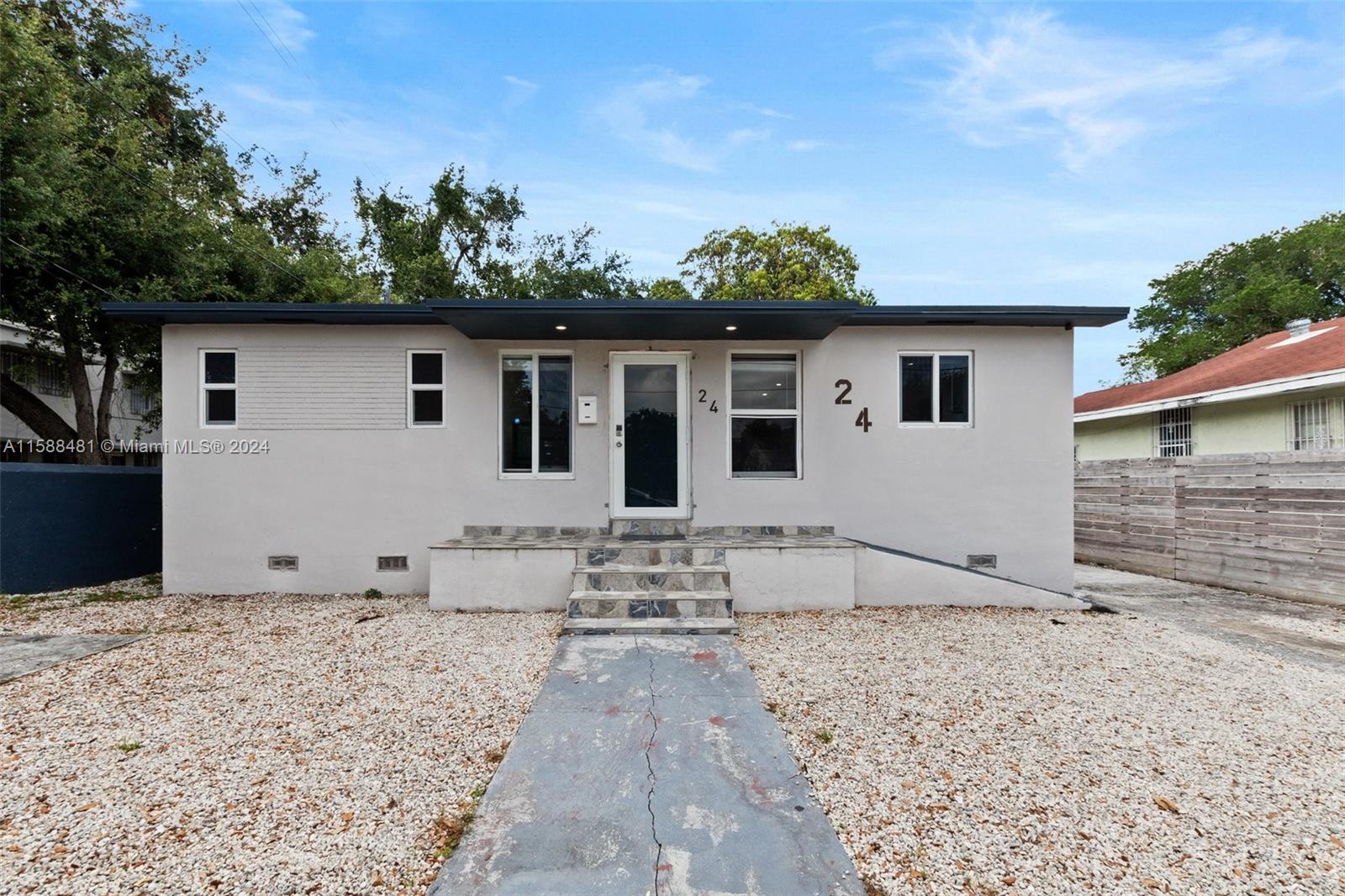 24 NW 50th St