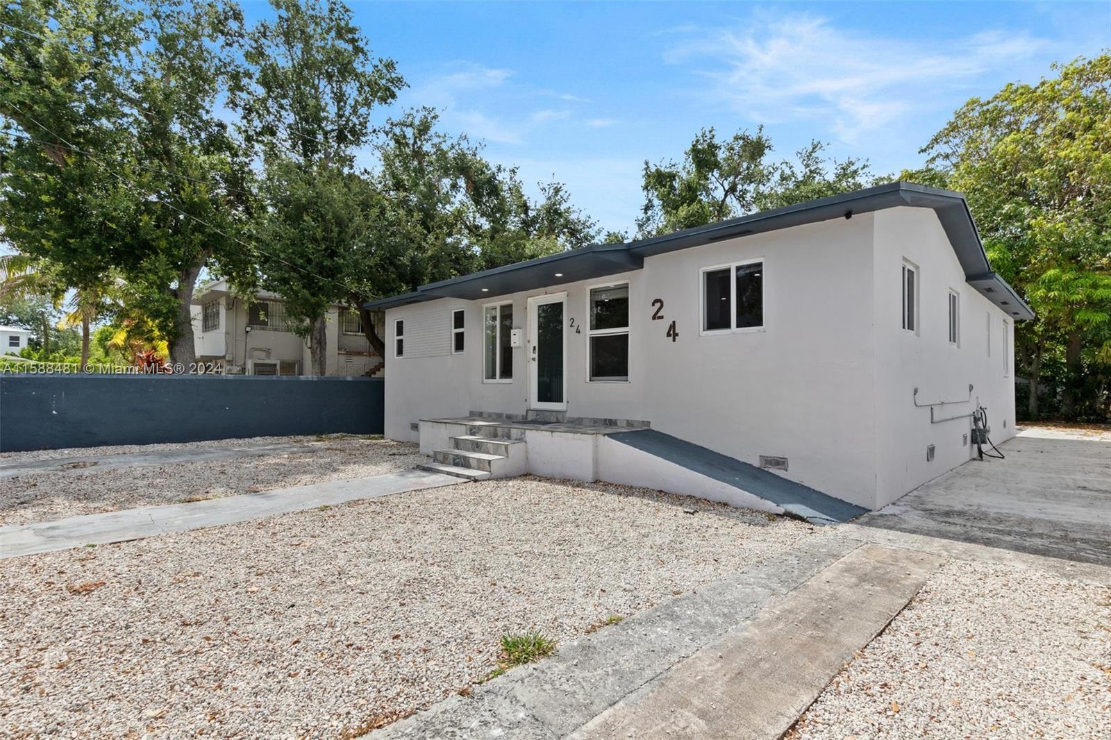 24 NW 50th St