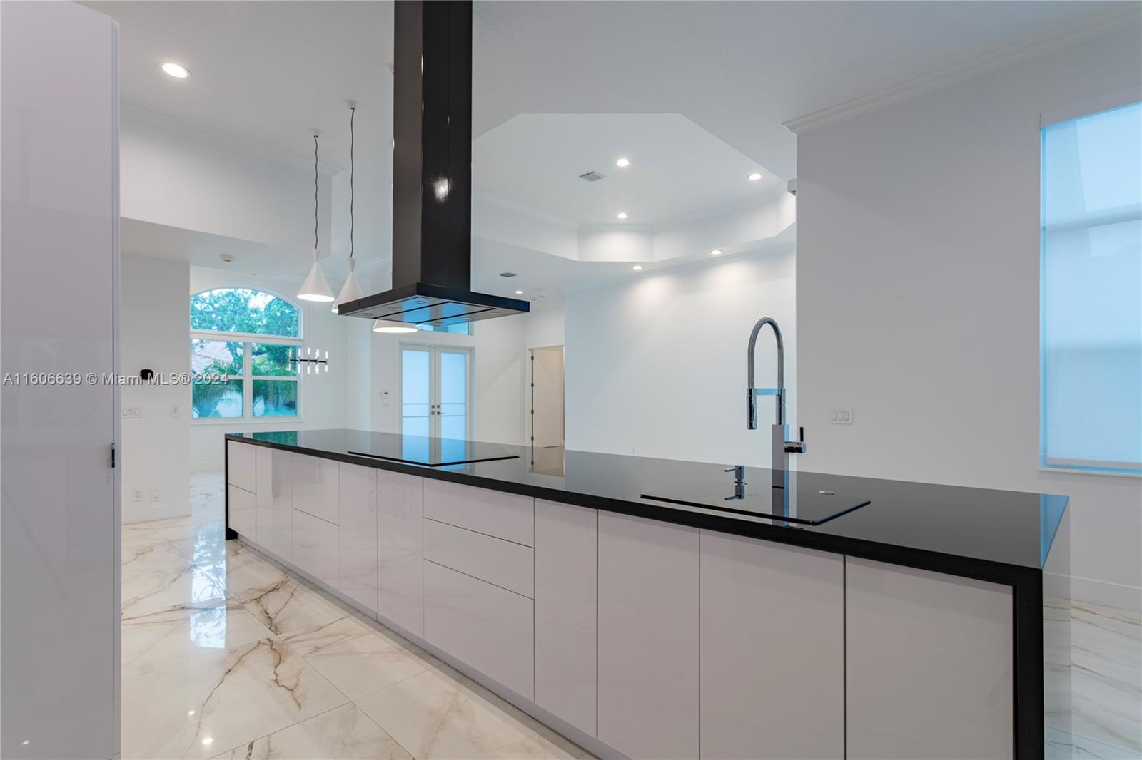 3763 Oak Ridge Cir