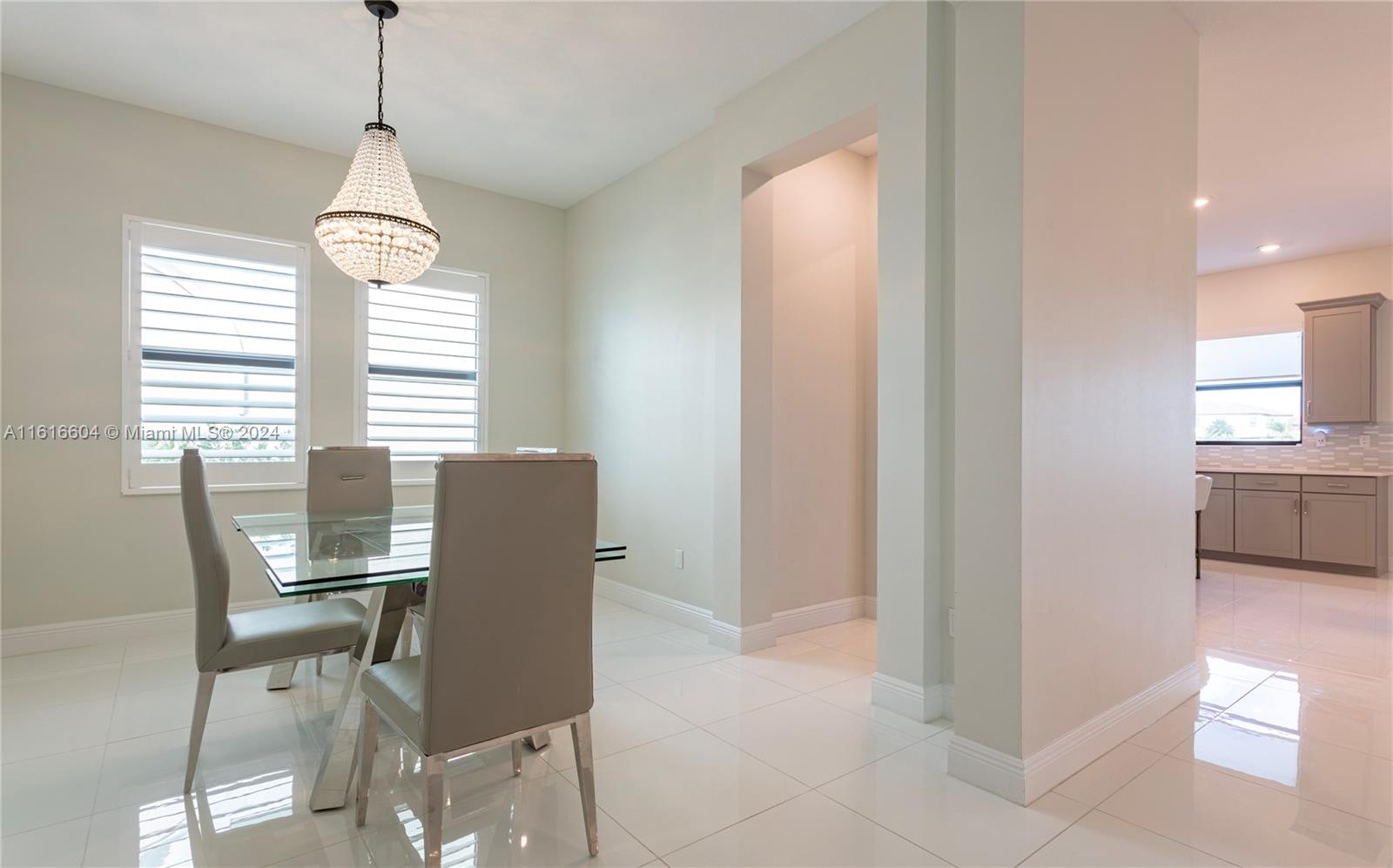 8555 E Baypoint Cir