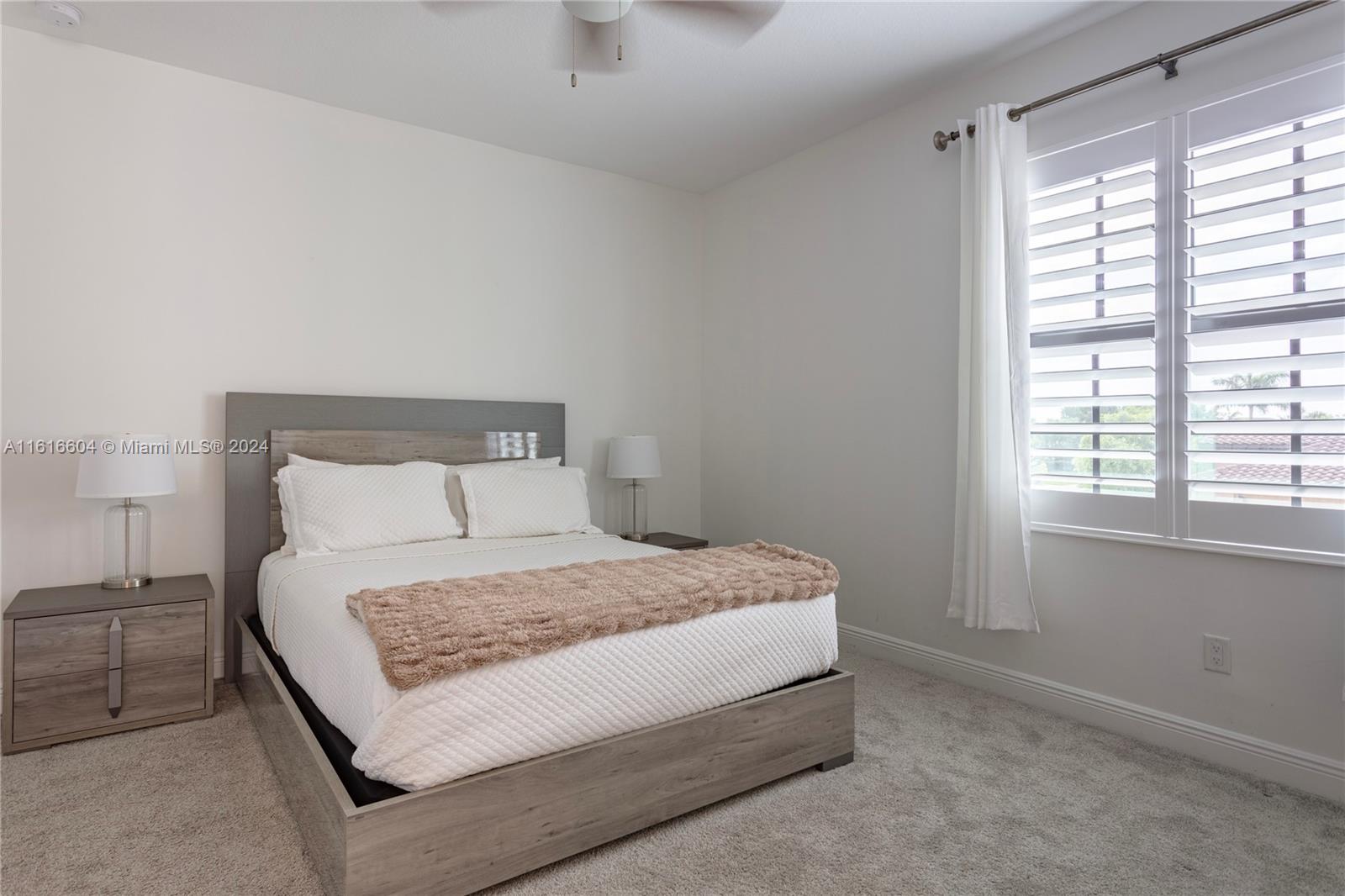8555 E Baypoint Cir