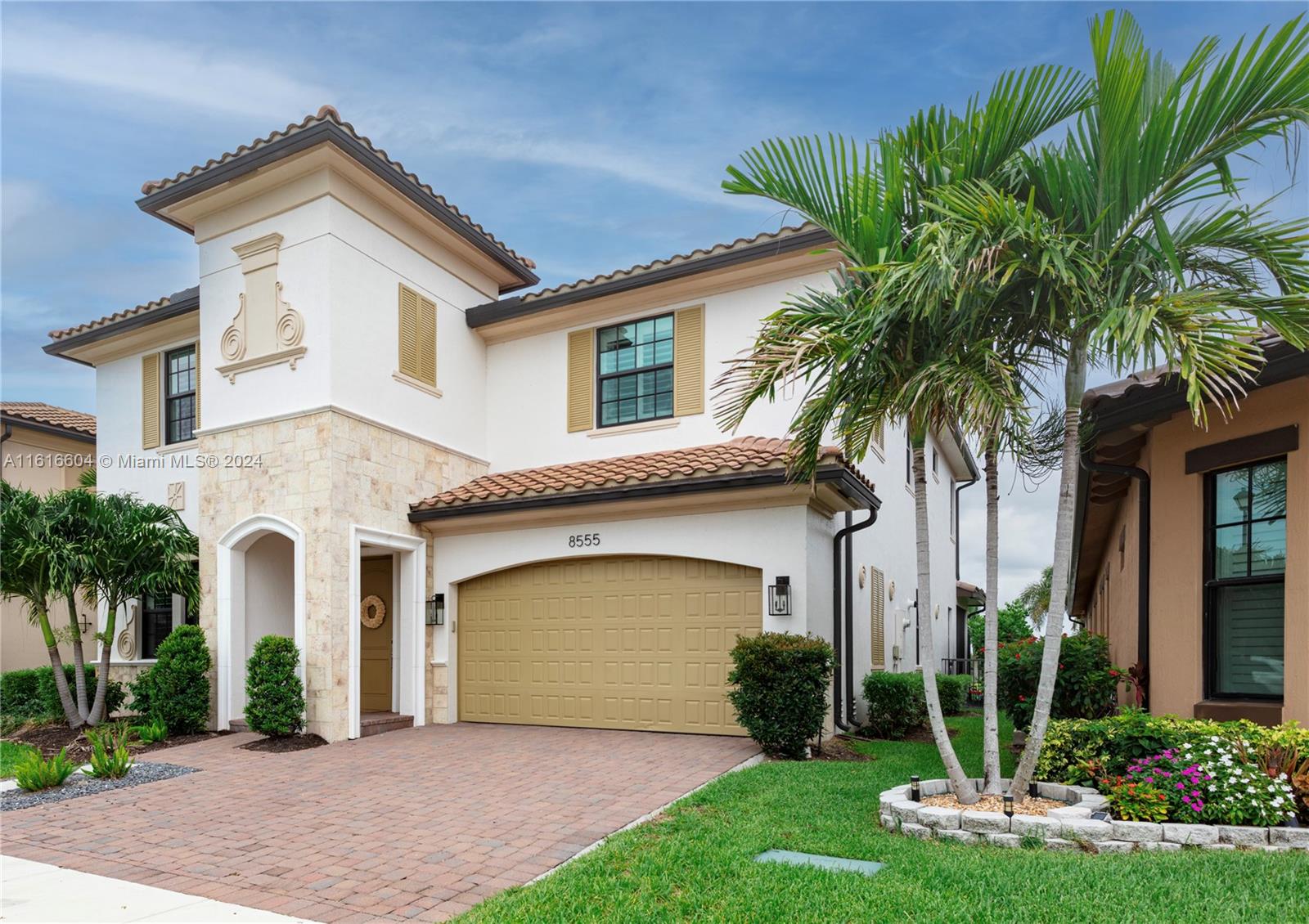 8555 E Baypoint Cir