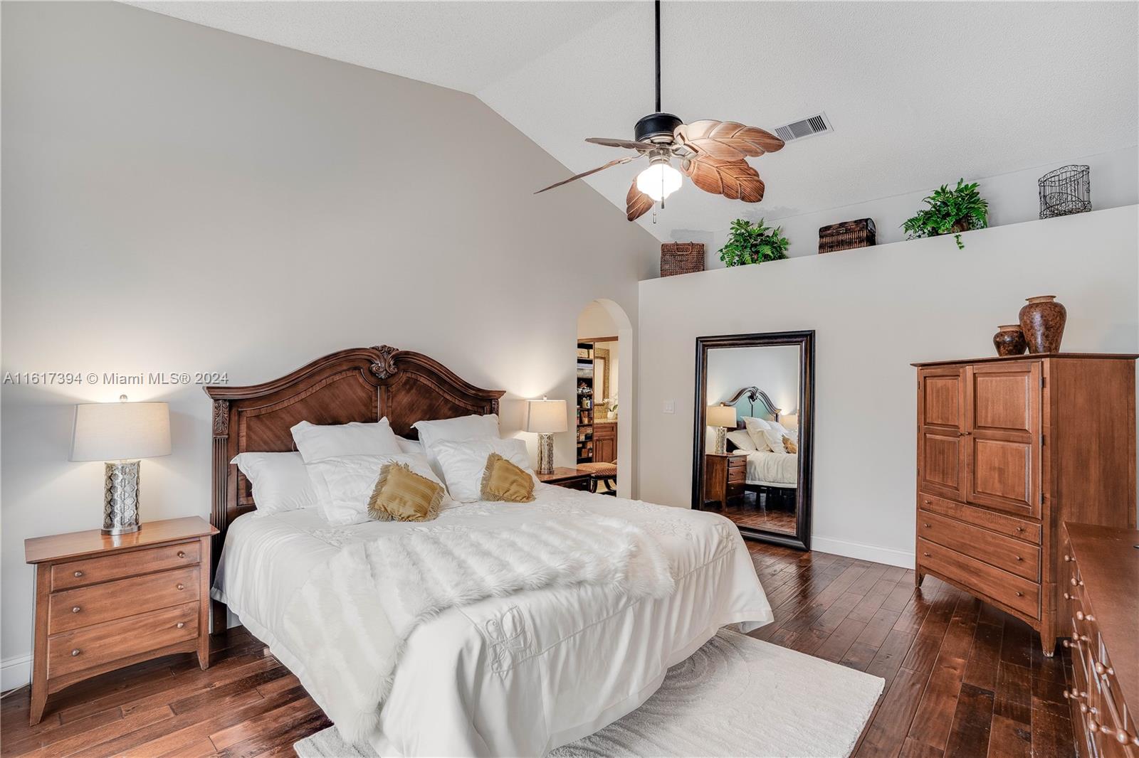 333 SW 187th Ter