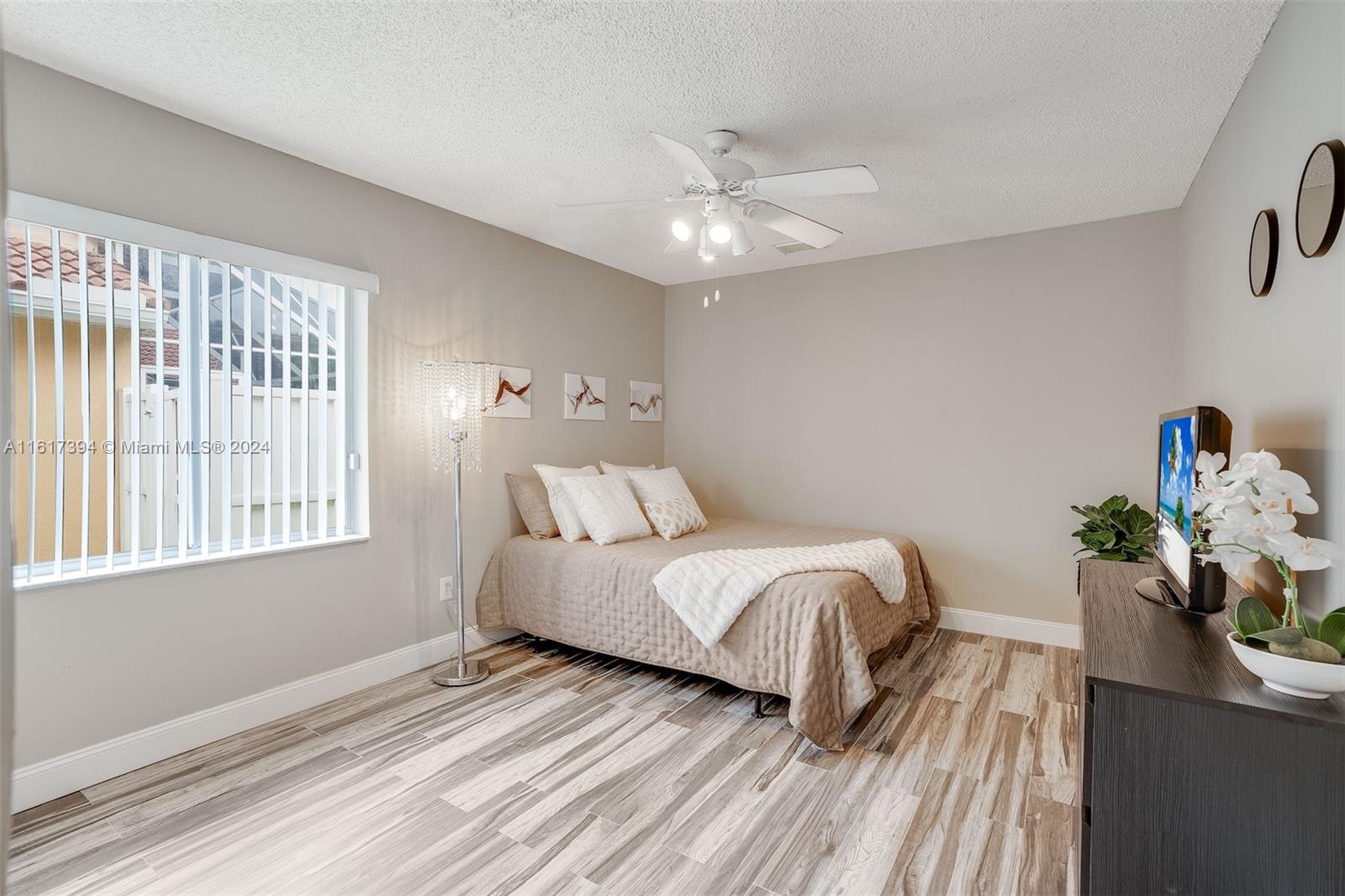 333 SW 187th Ter