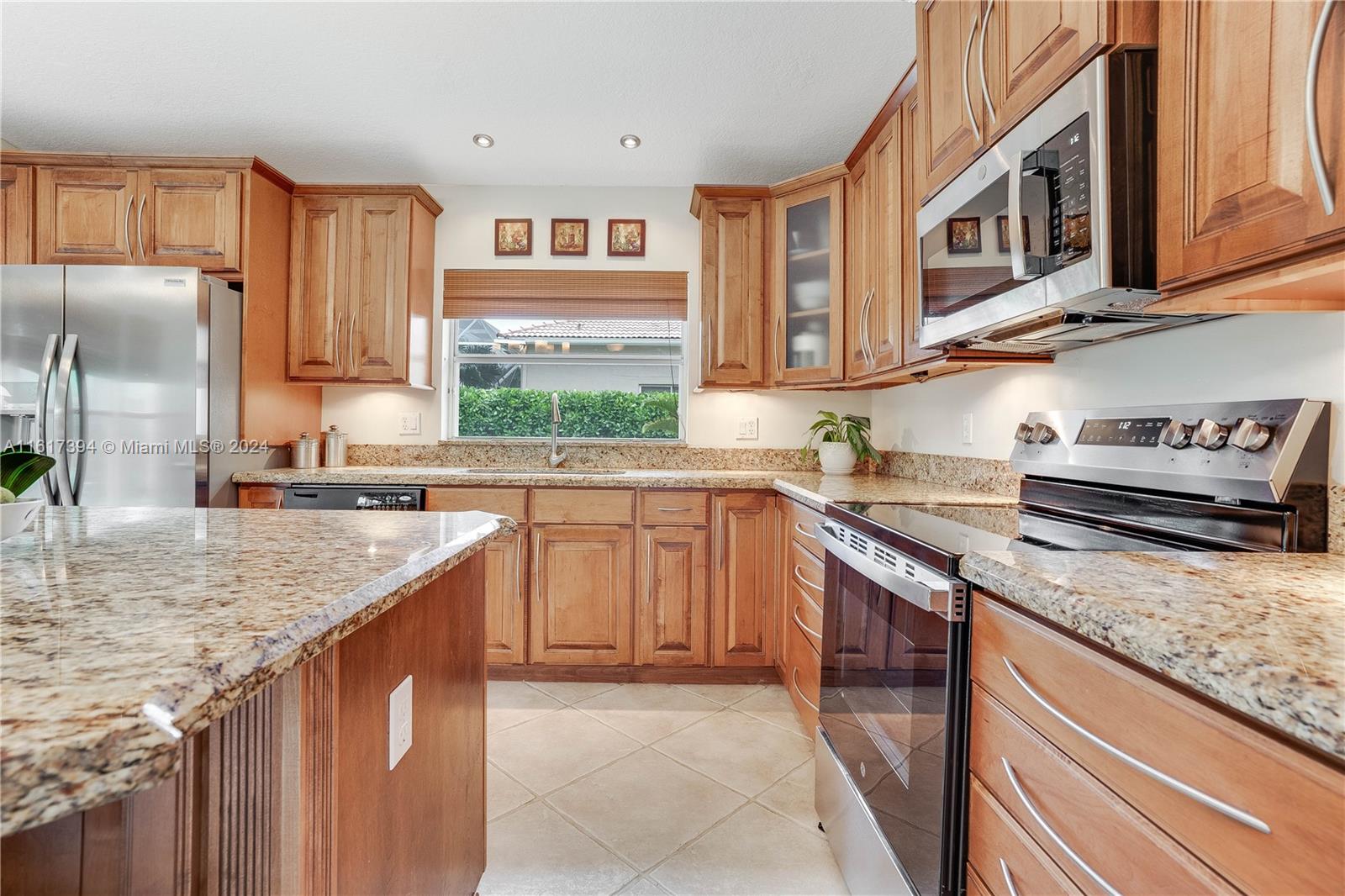 333 SW 187th Ter