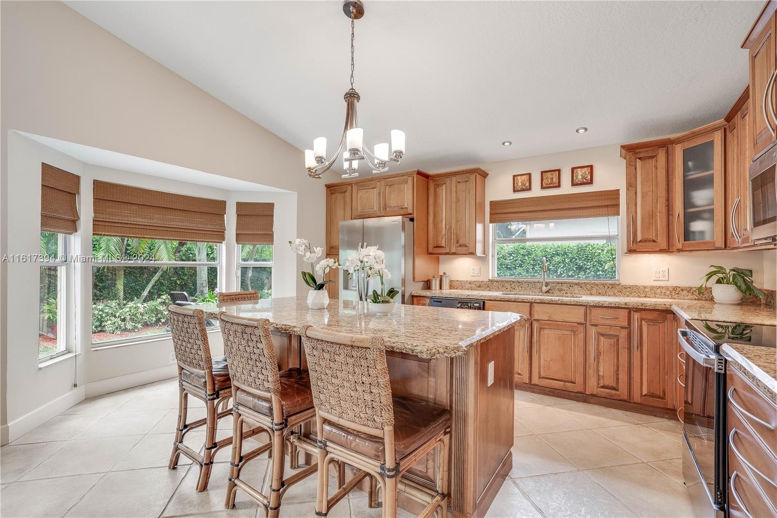 333 SW 187th Ter