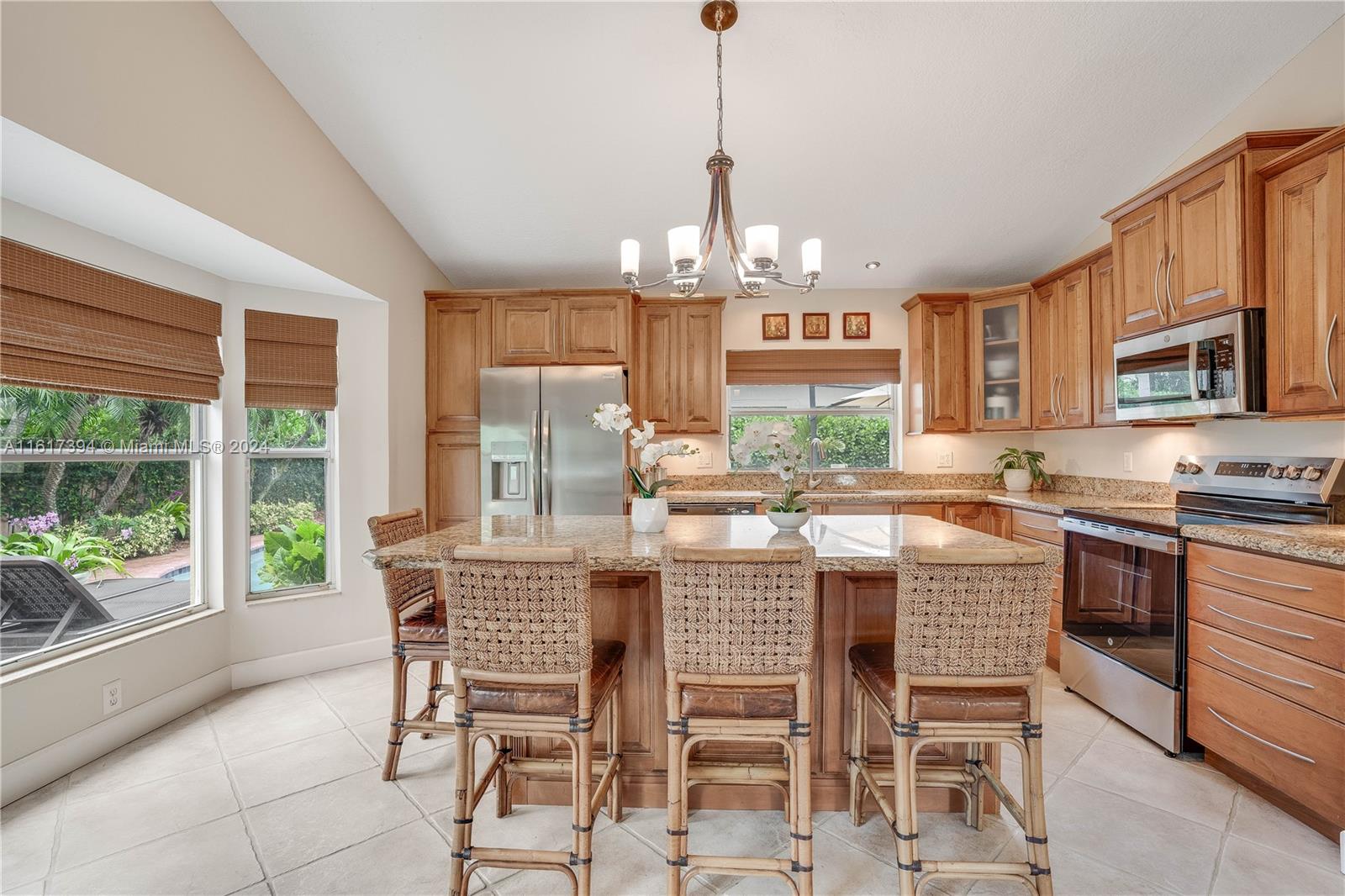 333 SW 187th Ter