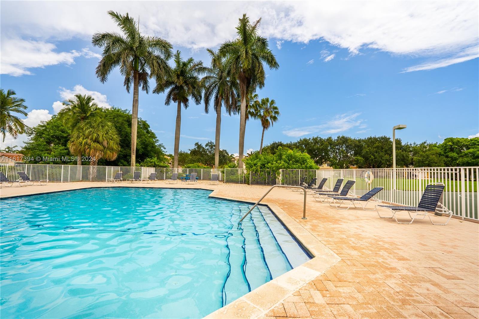 333 SW 187th Ter