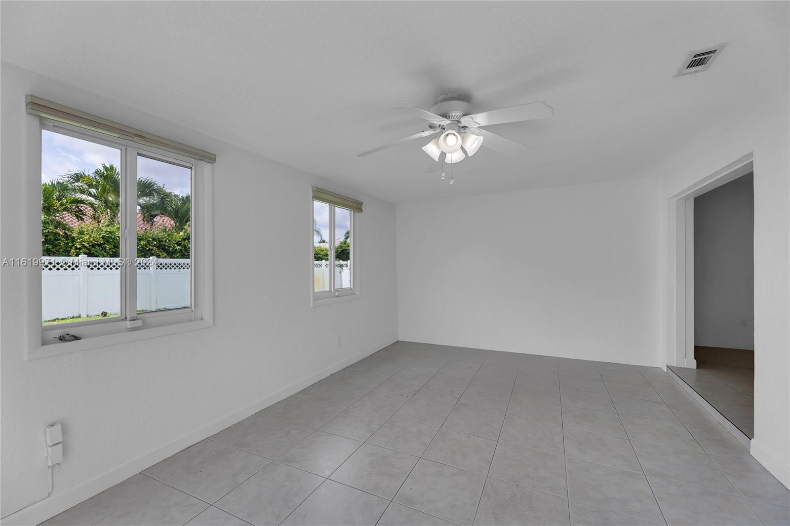 8304 NW 36th St