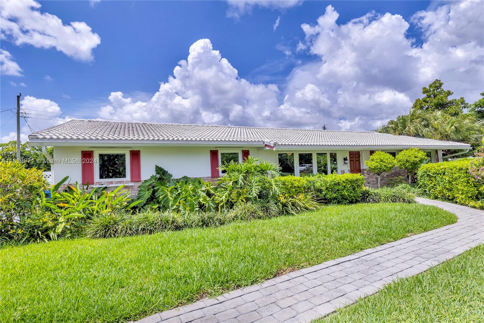 8304 NW 36th St