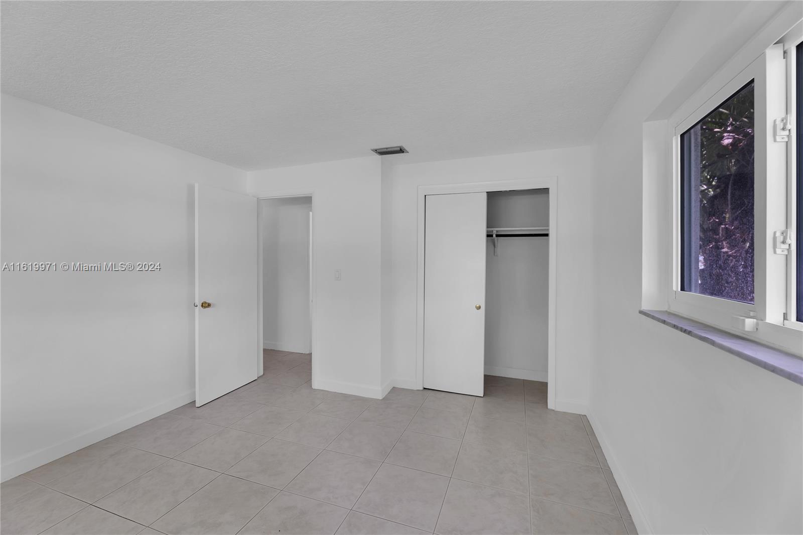 8304 NW 36th St