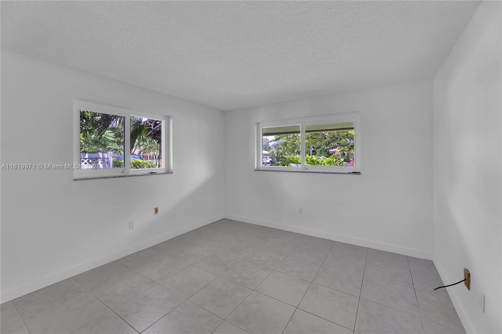 8304 NW 36th St
