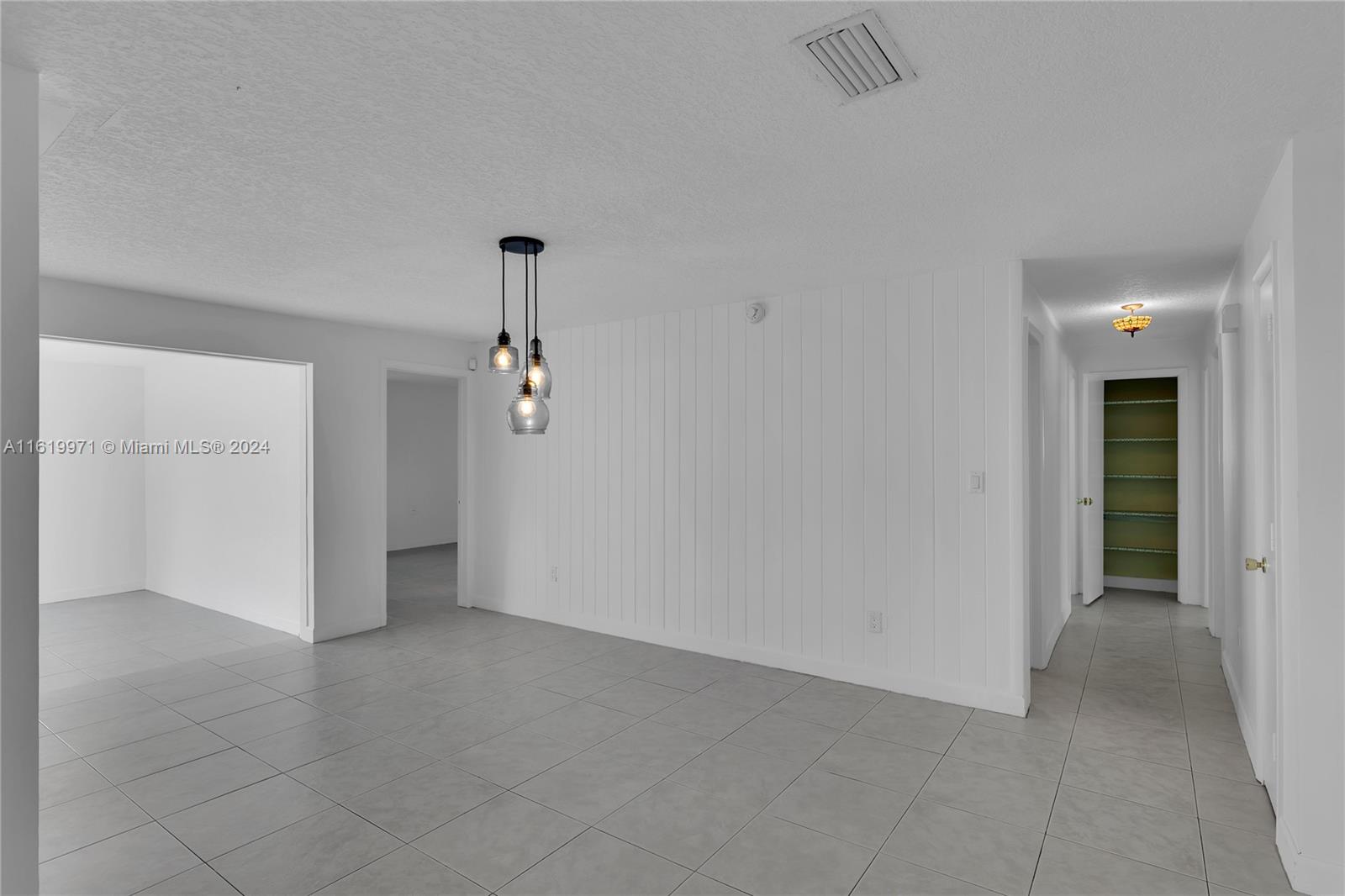 8304 NW 36th St