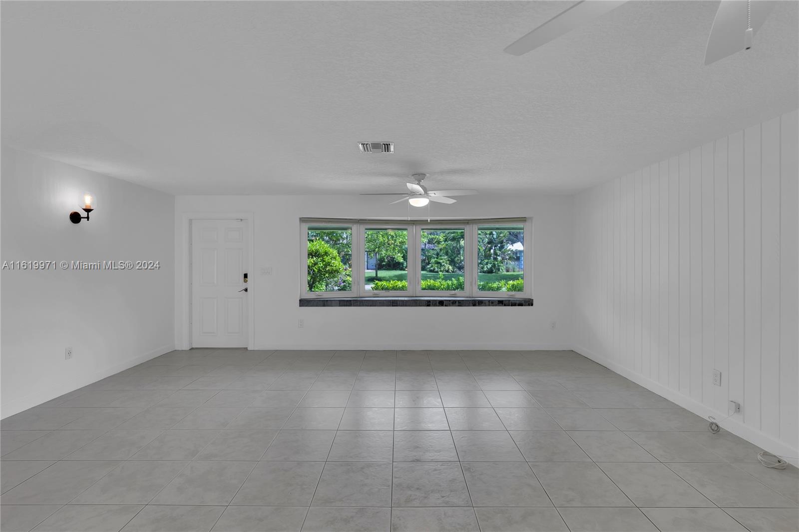 8304 NW 36th St