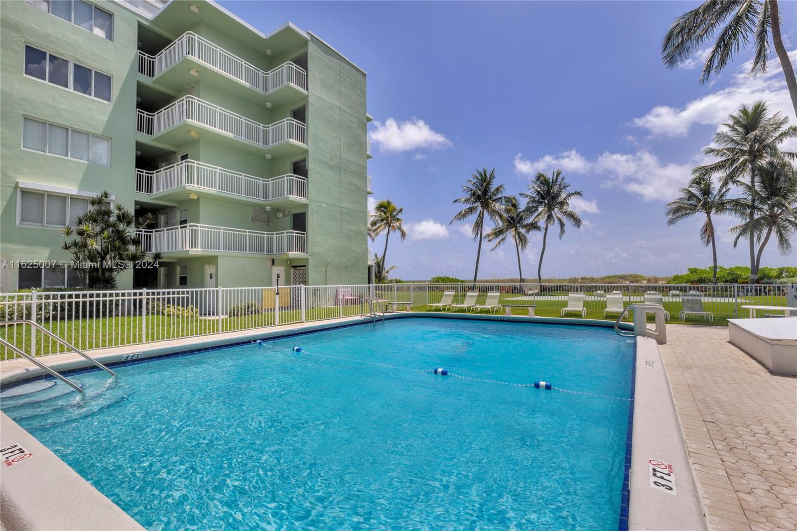 1750 S Ocean Blvd # 108E