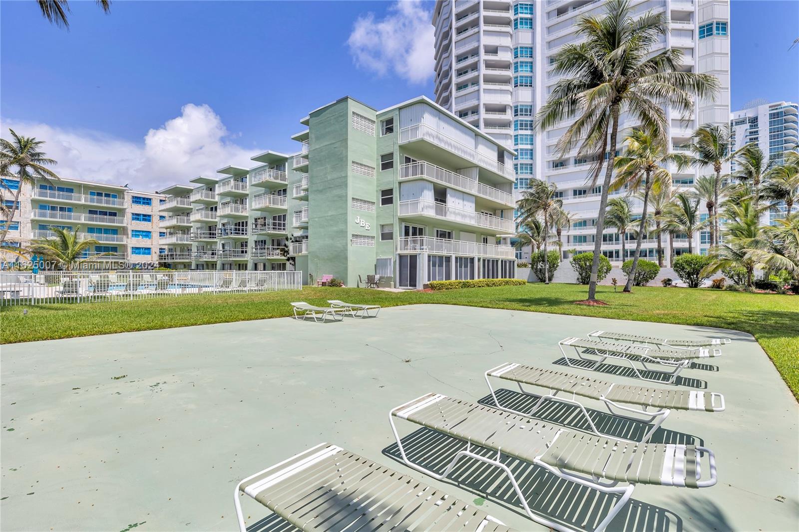 1750 S Ocean Blvd # 108E