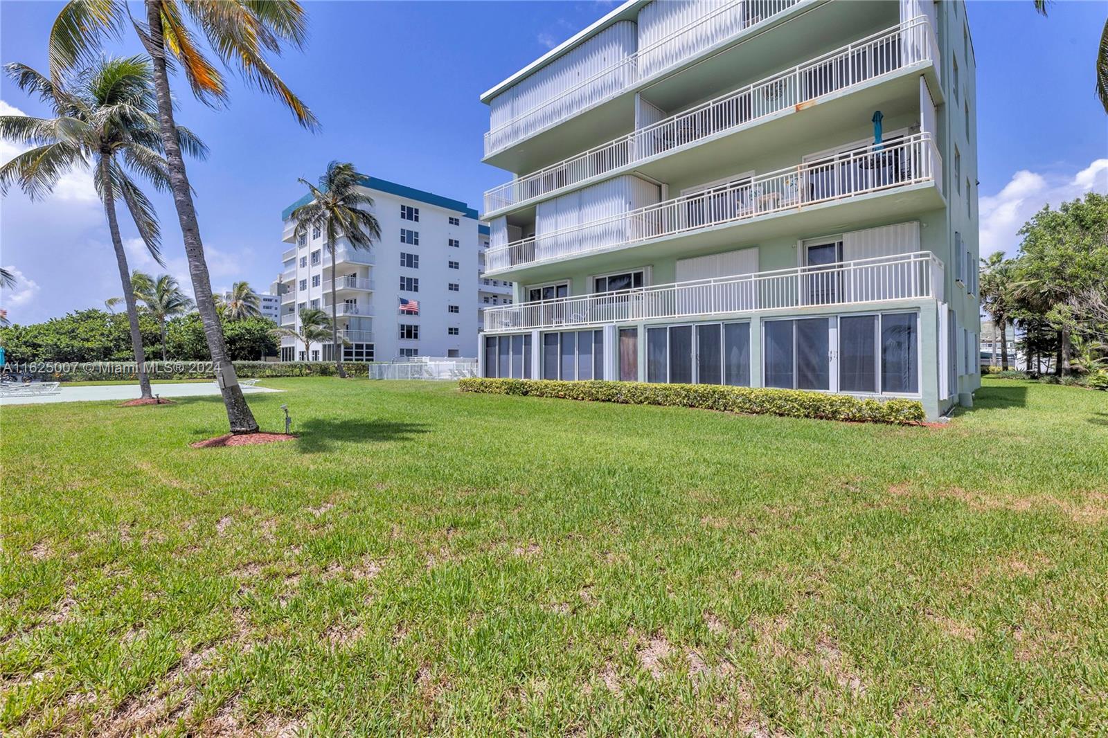 1750 S Ocean Blvd # 108E