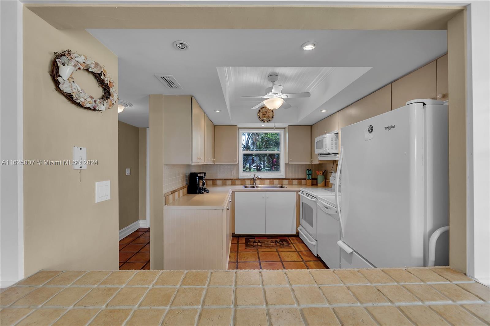 1750 S Ocean Blvd # 108E
