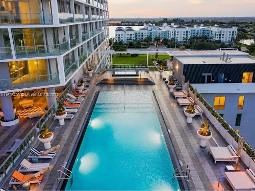 2000 Metropica Way # 908