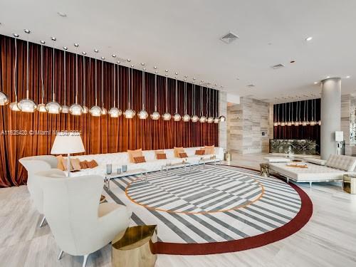2000 Metropica Way # 908