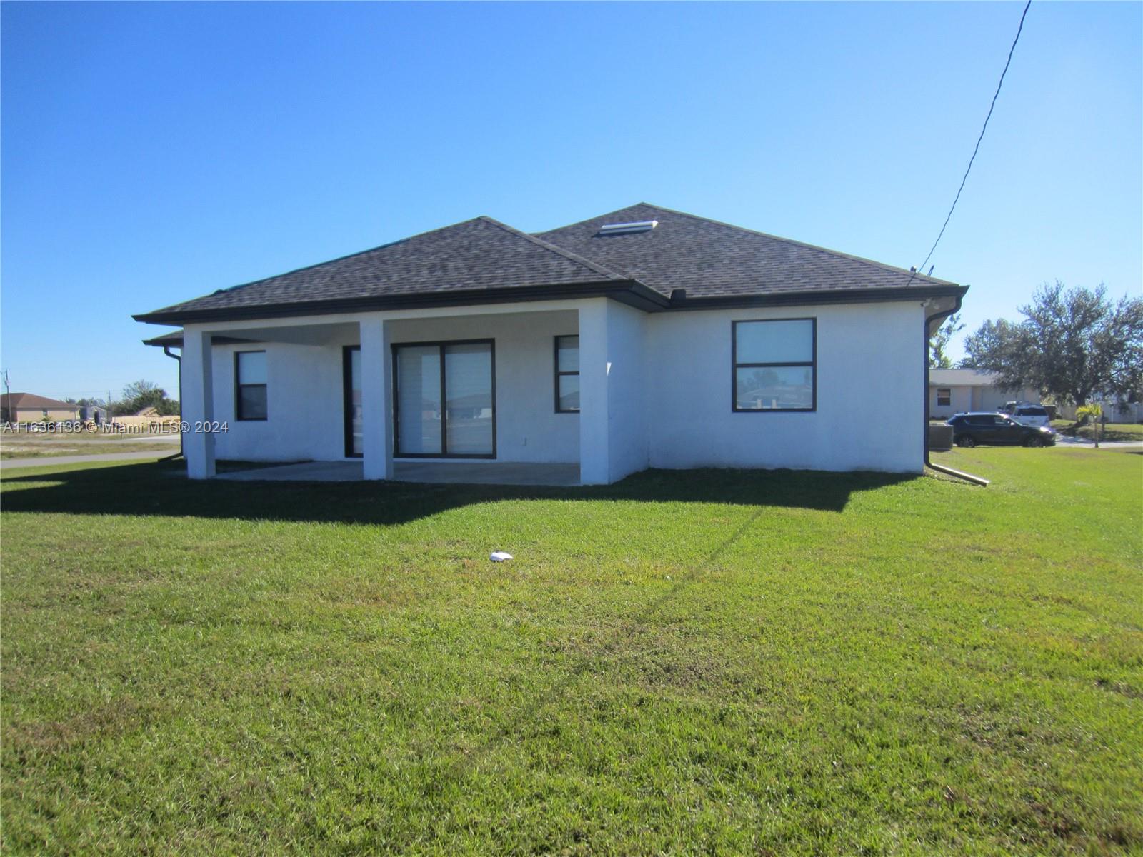 519 NW 7th Ter