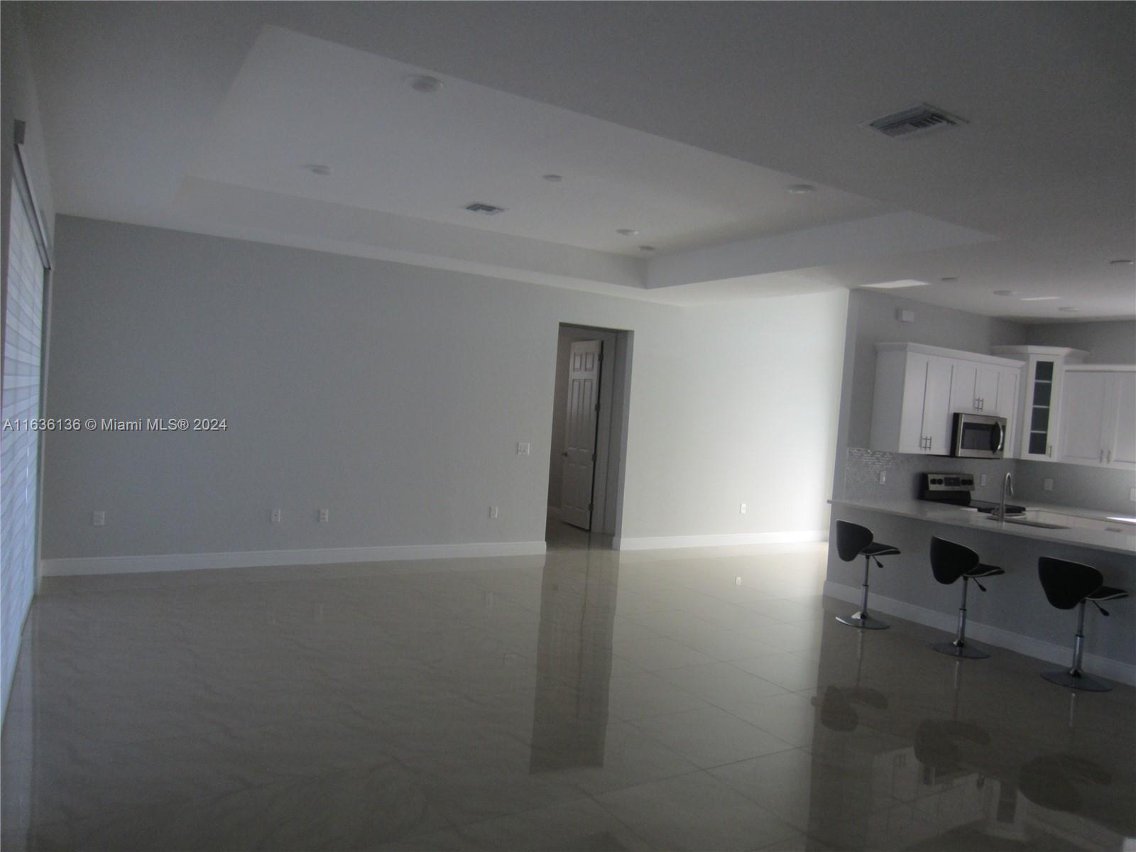 519 NW 7th Ter