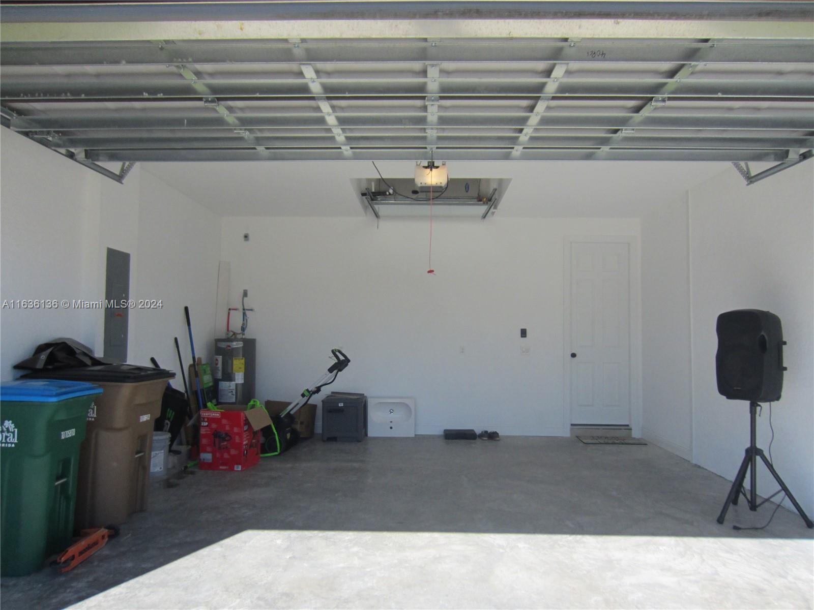 519 NW 7th Ter