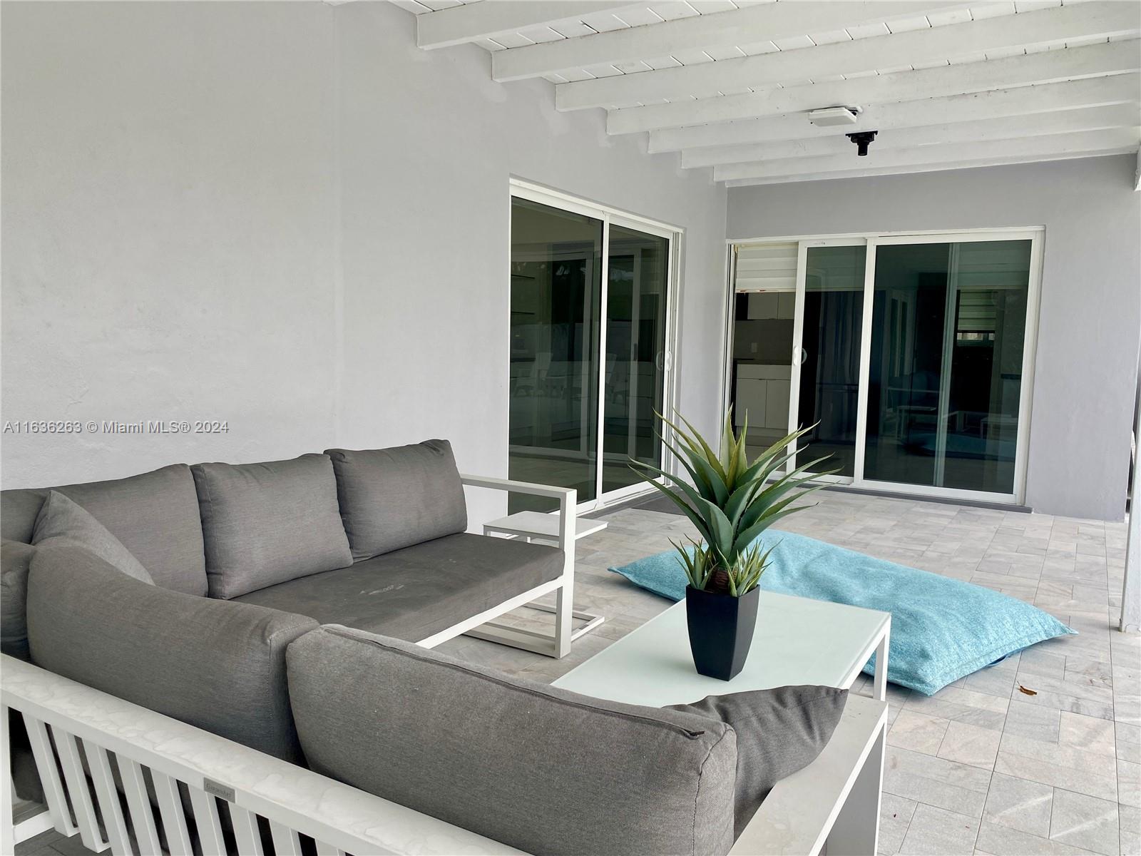 1321 Garfield St Unit: .