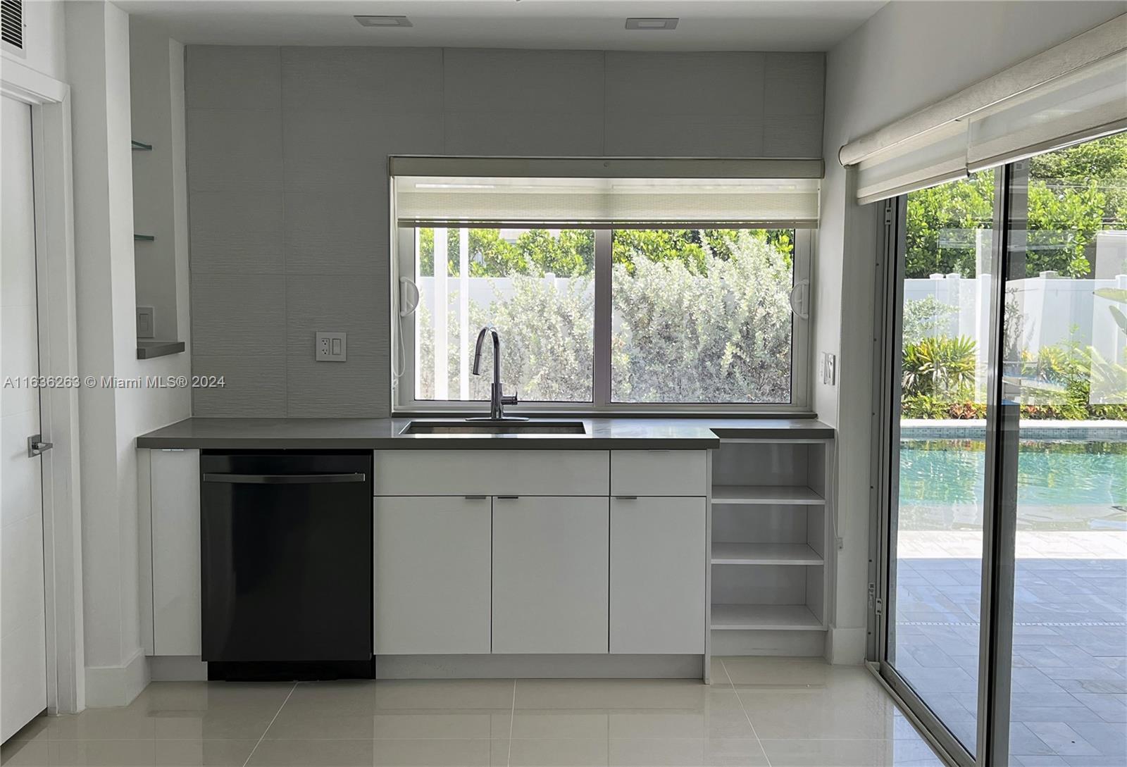 1321 Garfield St Unit: .