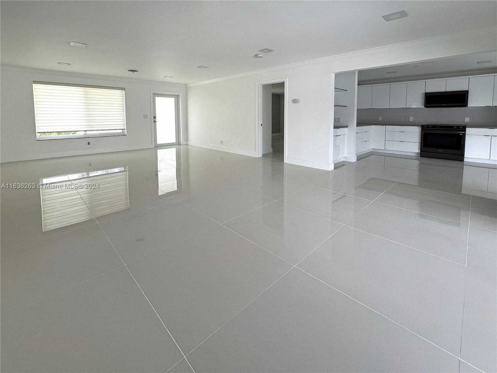 1321 Garfield St Unit: .
