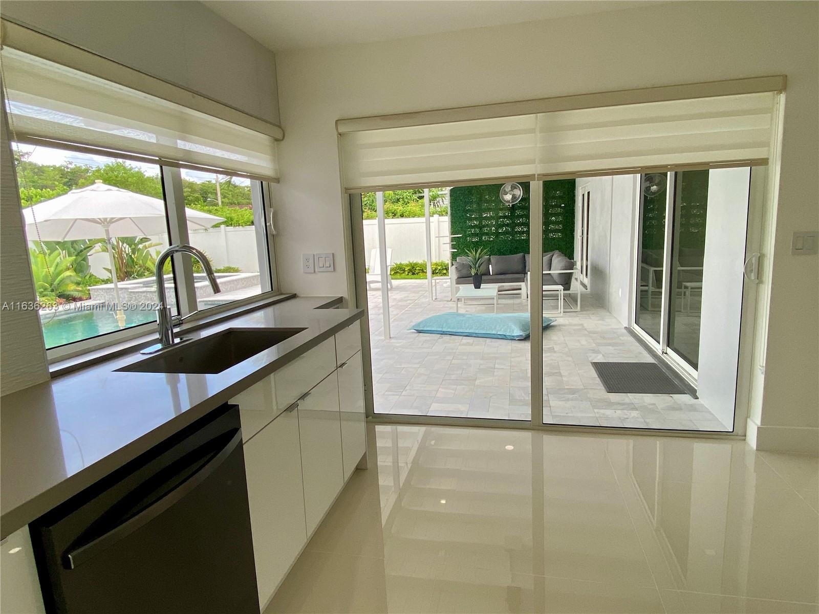 1321 Garfield St Unit: .