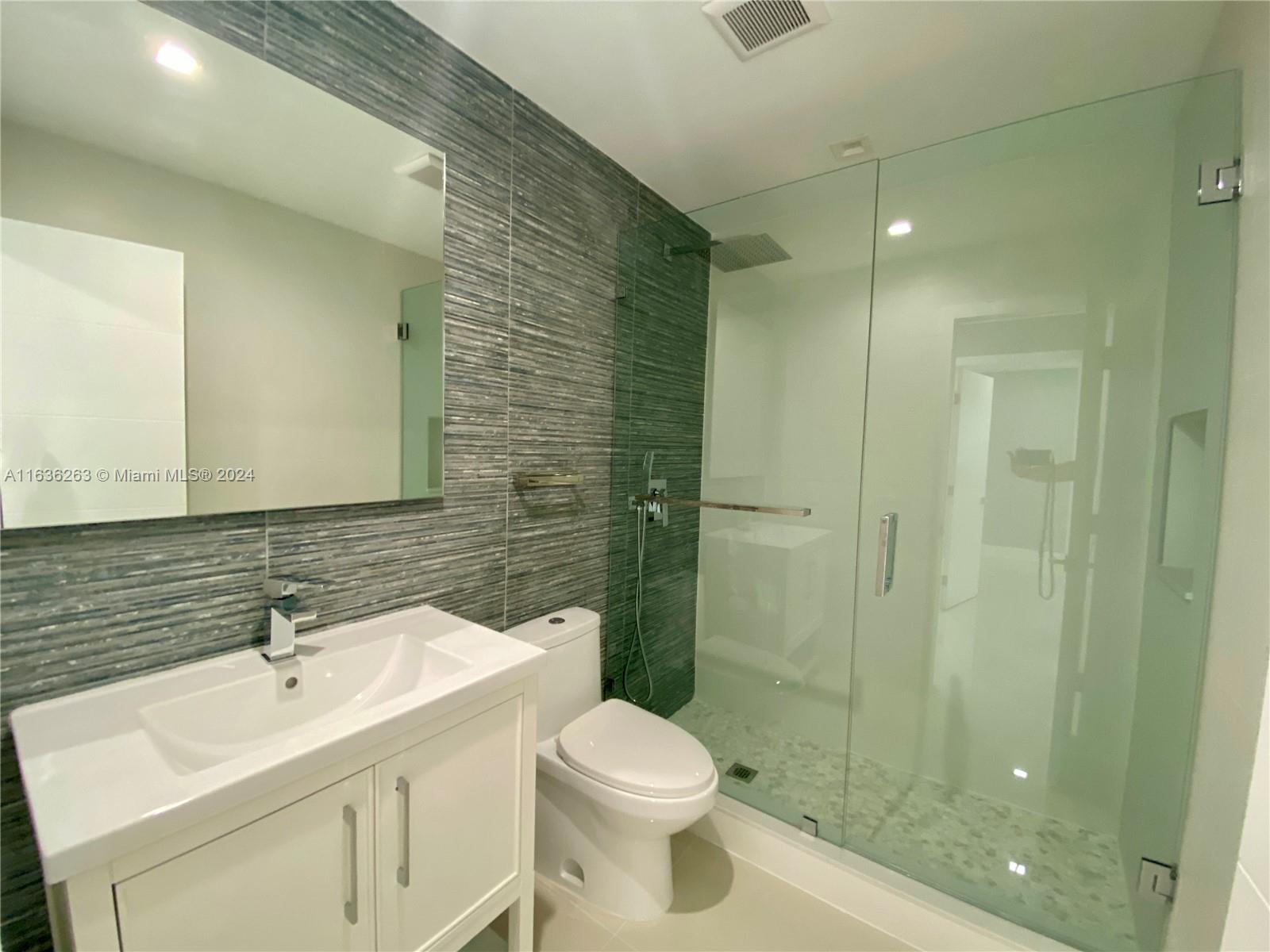 1321 Garfield St Unit: .