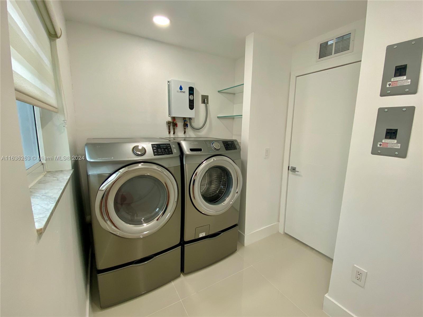 1321 Garfield St Unit: .