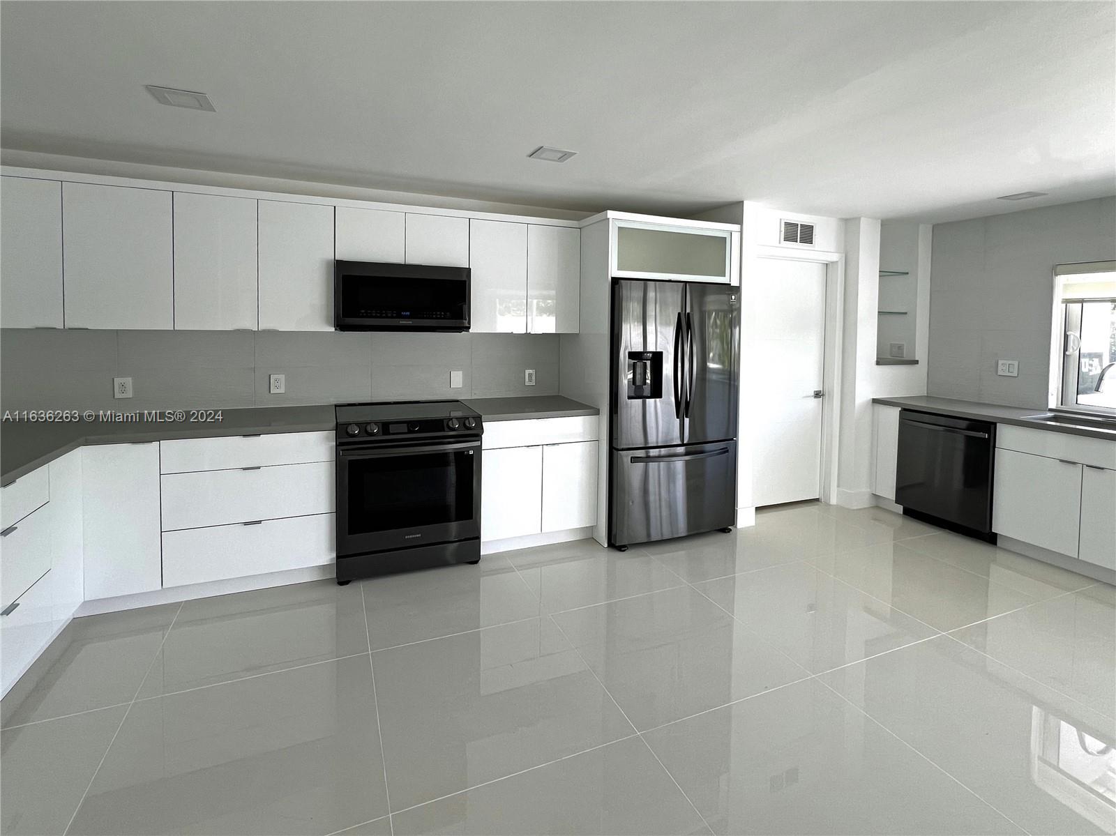 1321 Garfield St Unit: .