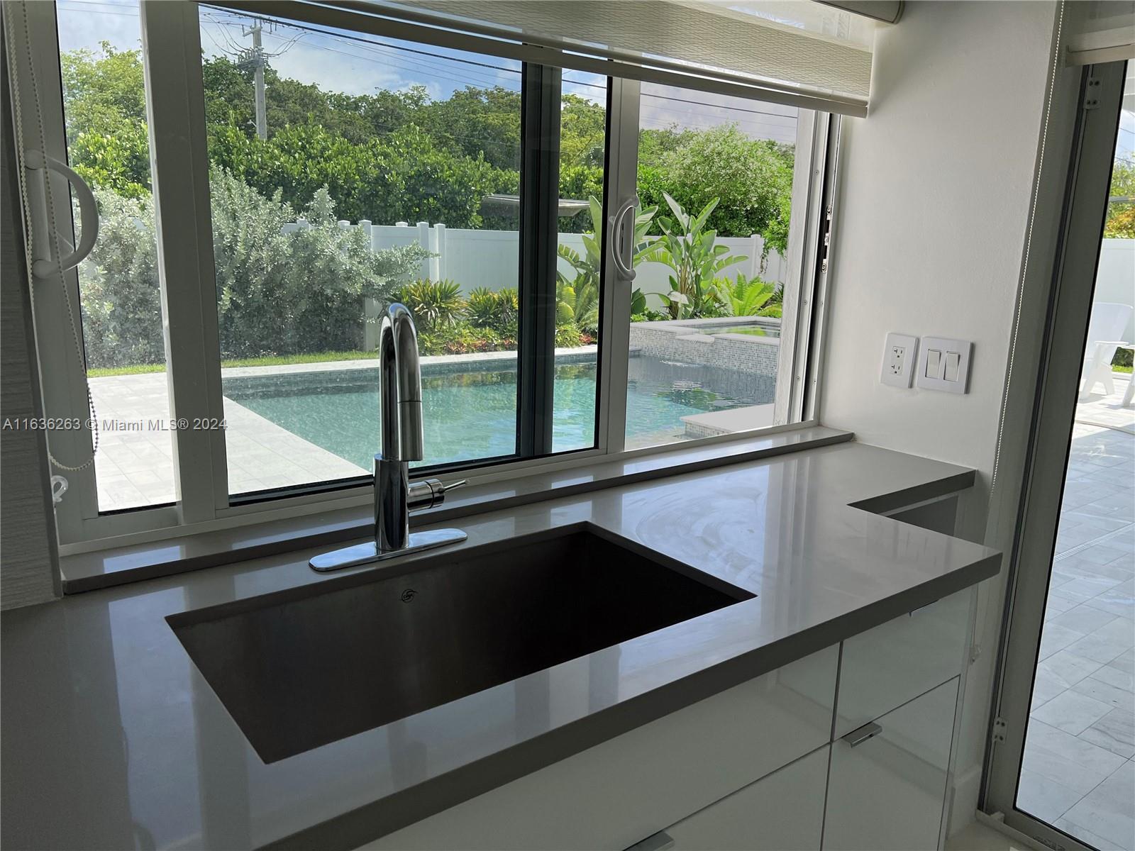 1321 Garfield St Unit: .