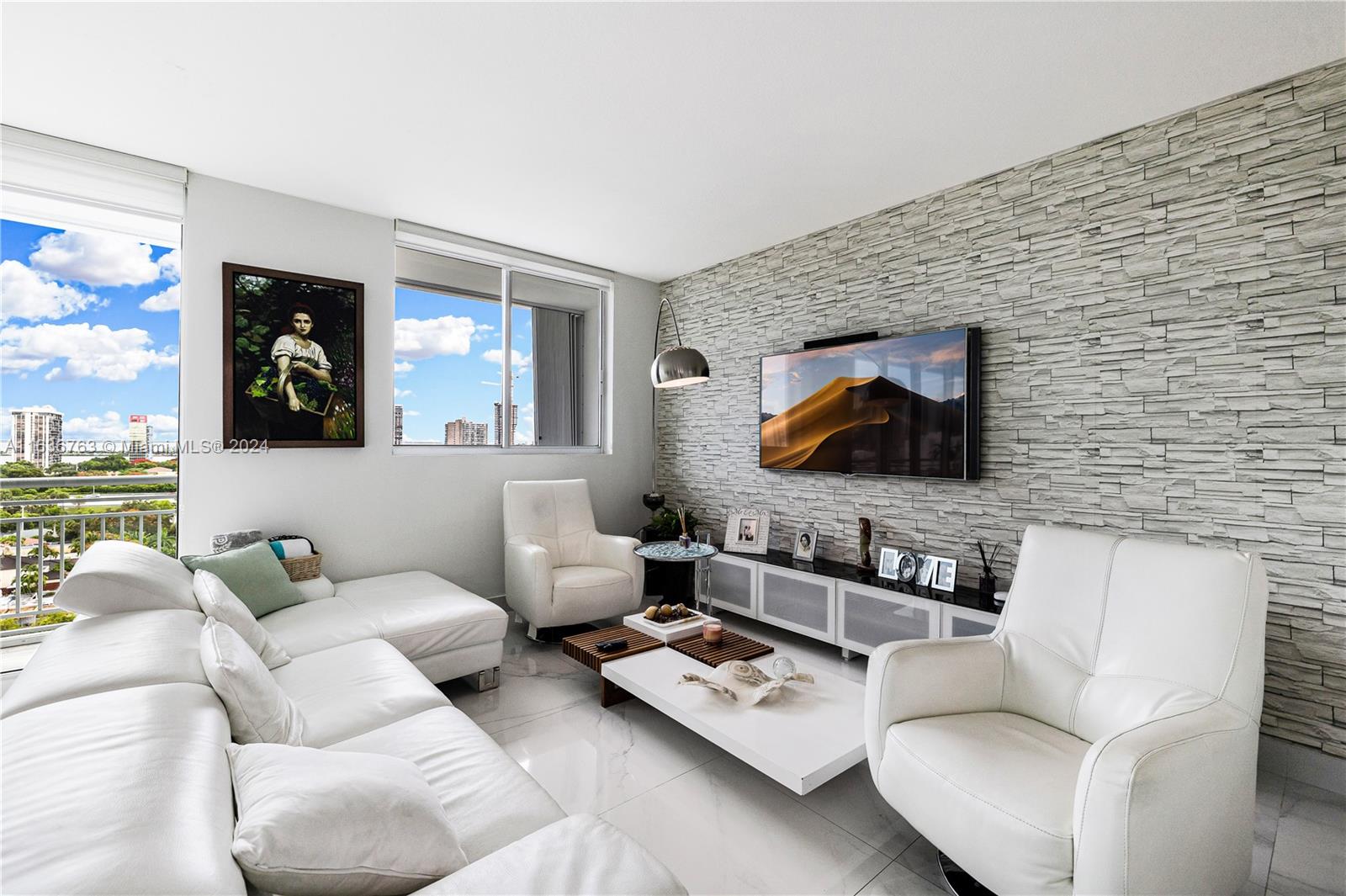 2021 SW 3rd Ave # 5 Unit: PH-5