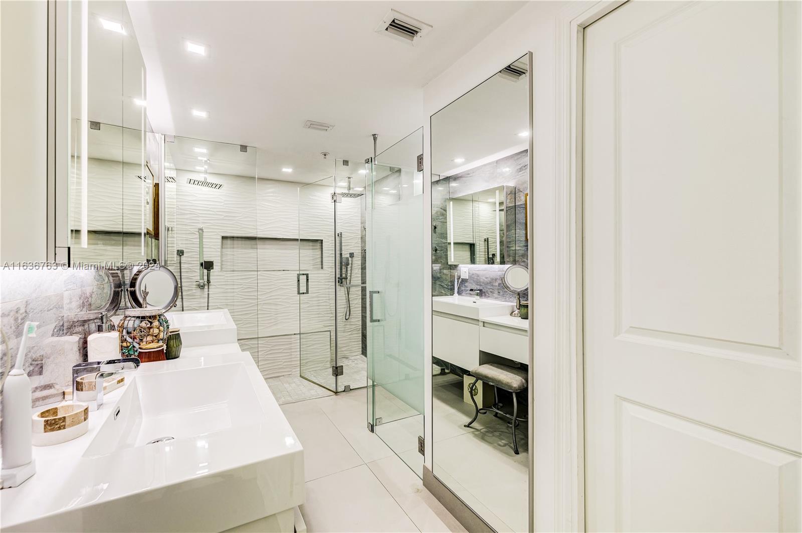 2021 SW 3rd Ave # 5 Unit: PH-5