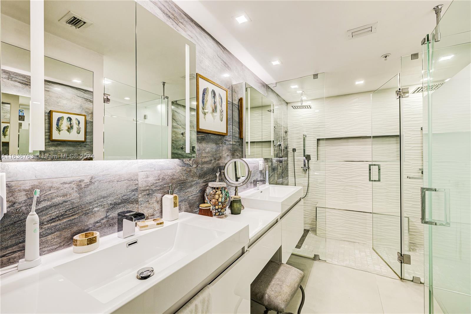 2021 SW 3rd Ave # 5 Unit: PH-5