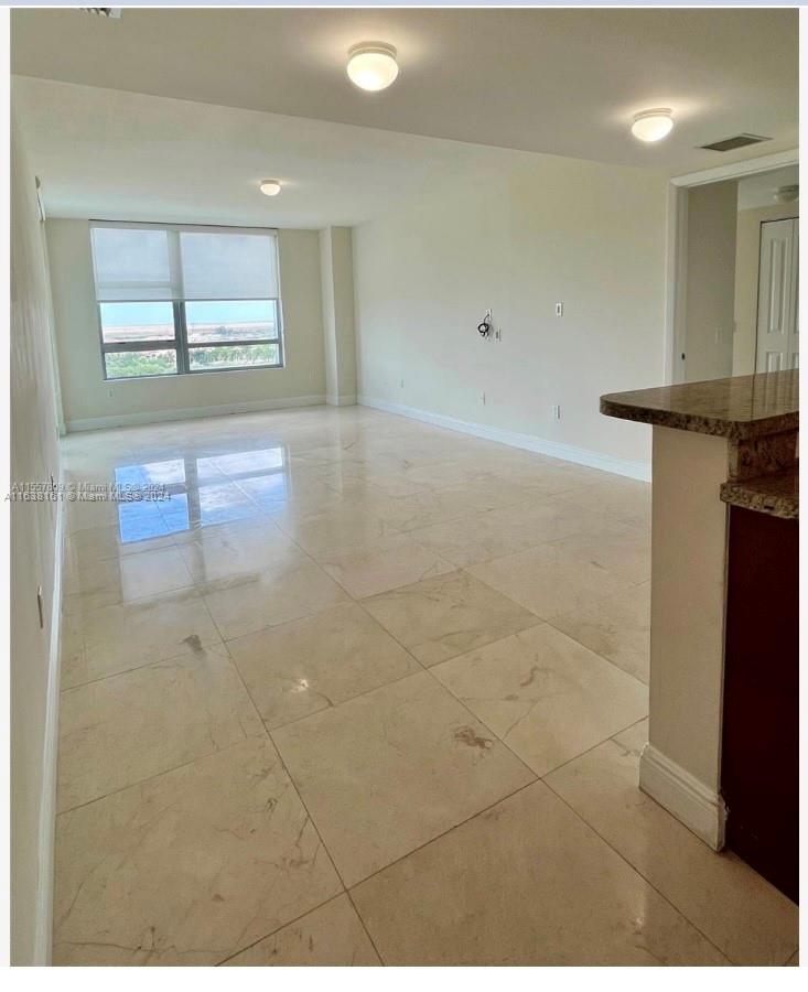 2681 N Flamingo Rd # 1406S