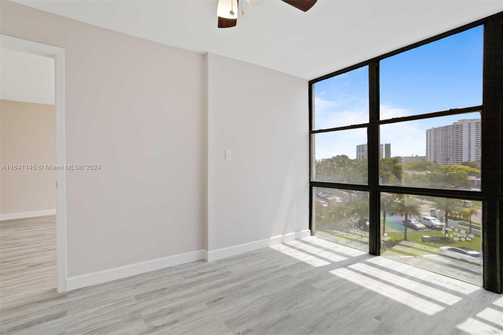 800 Parkview Dr # 507