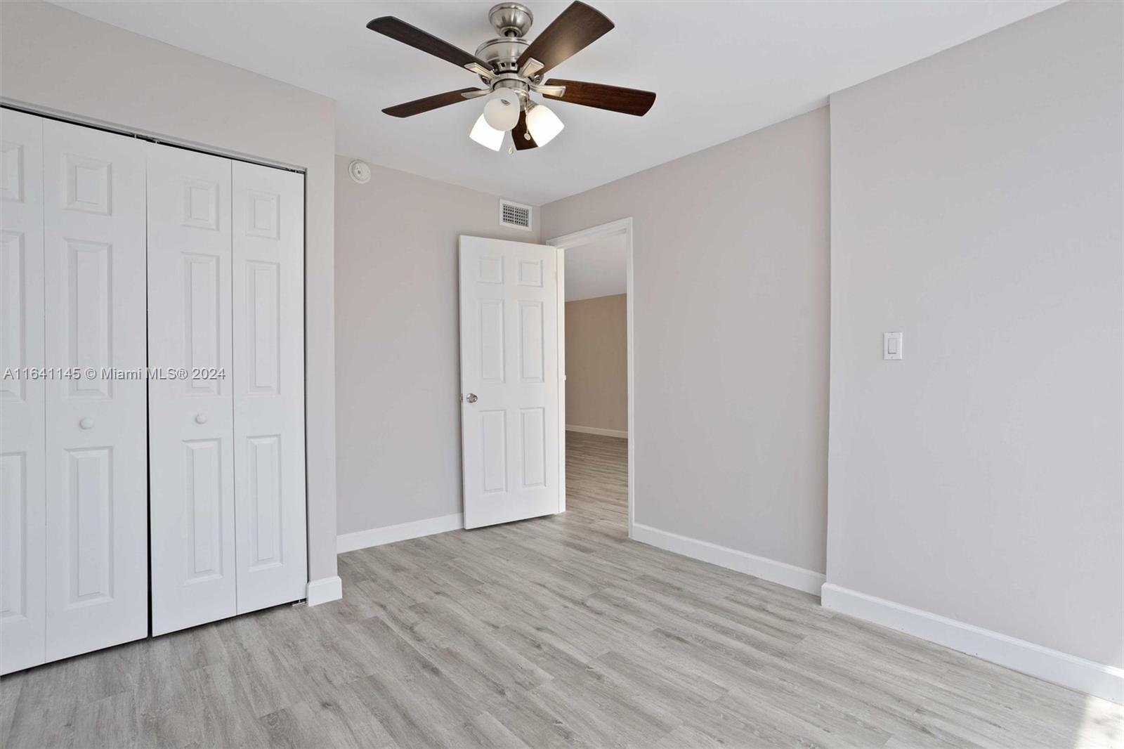 800 Parkview Dr # 507