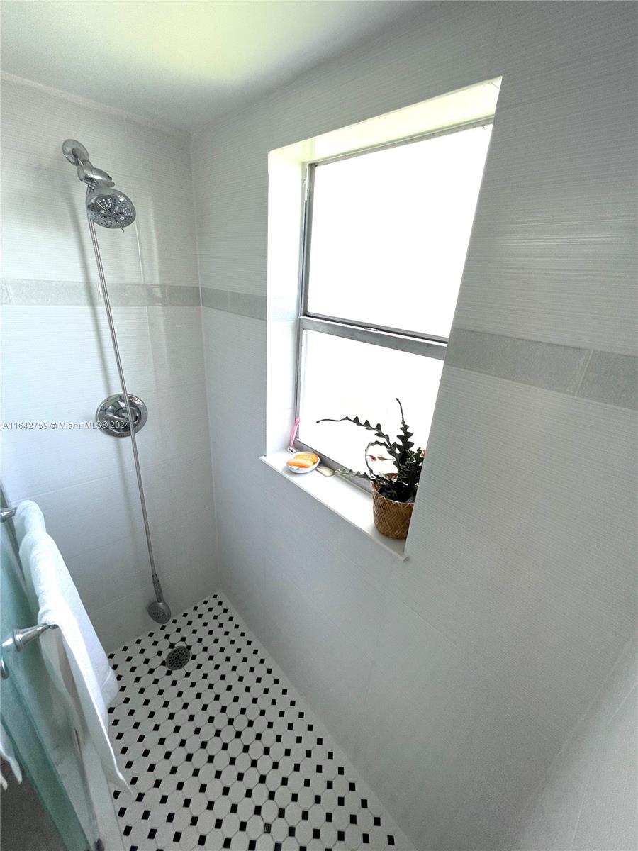 2931 E Sunrise Lakes Dr Unit: 207