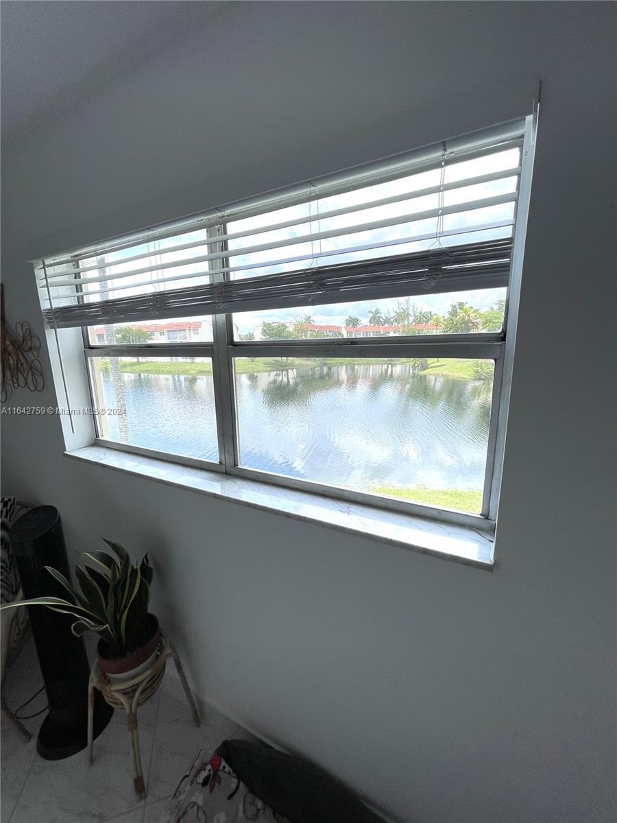2931 E Sunrise Lakes Dr Unit: 207