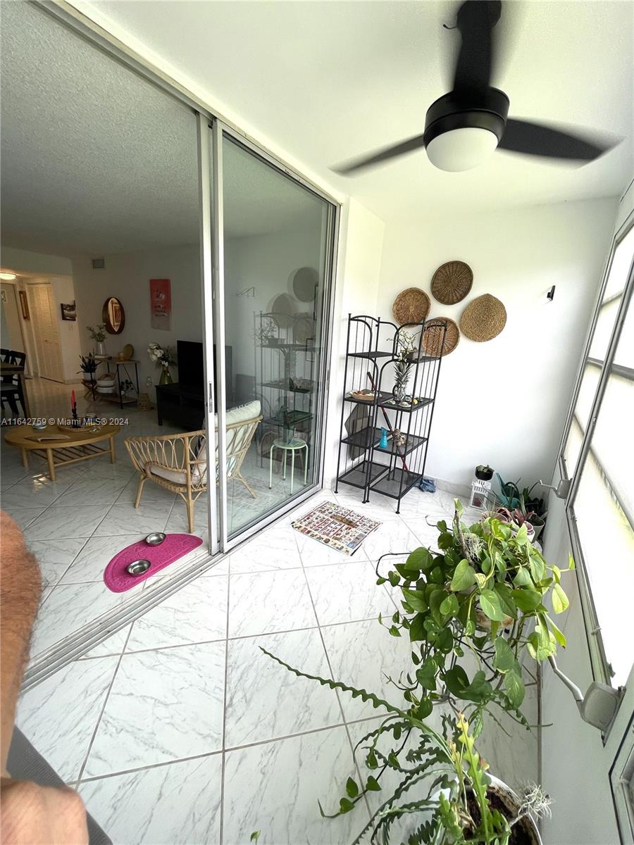 2931 E Sunrise Lakes Dr Unit: 207