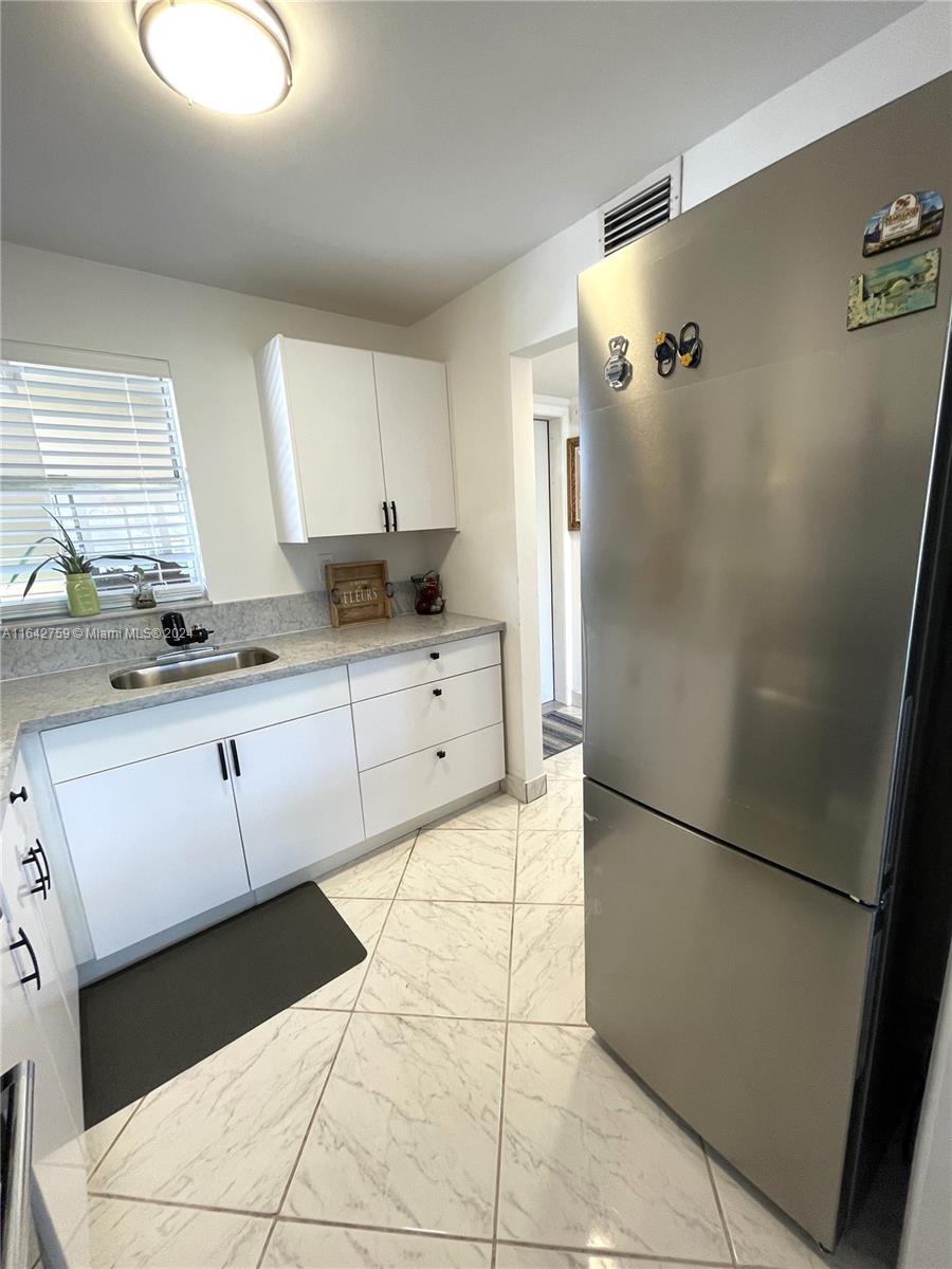 2931 E Sunrise Lakes Dr Unit: 207
