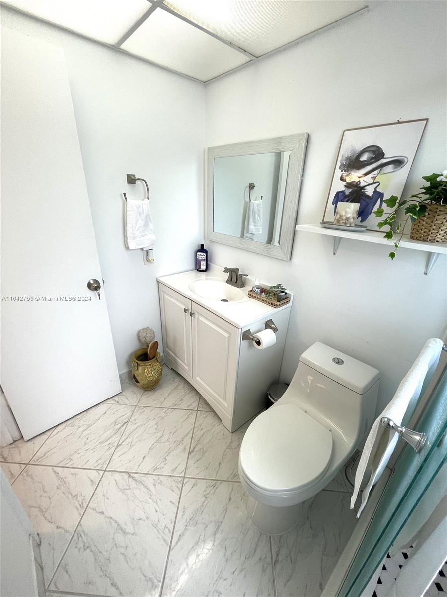 2931 E Sunrise Lakes Dr Unit: 207