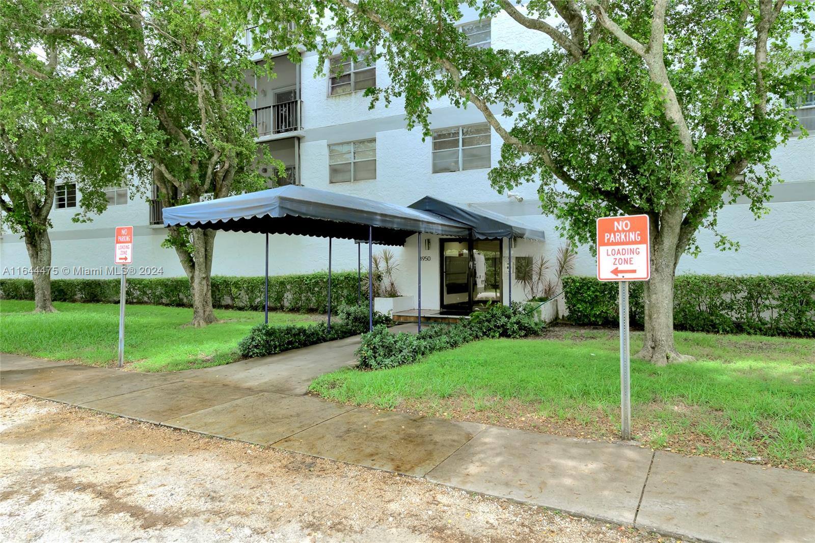 8950 NE 8th Ave # 208