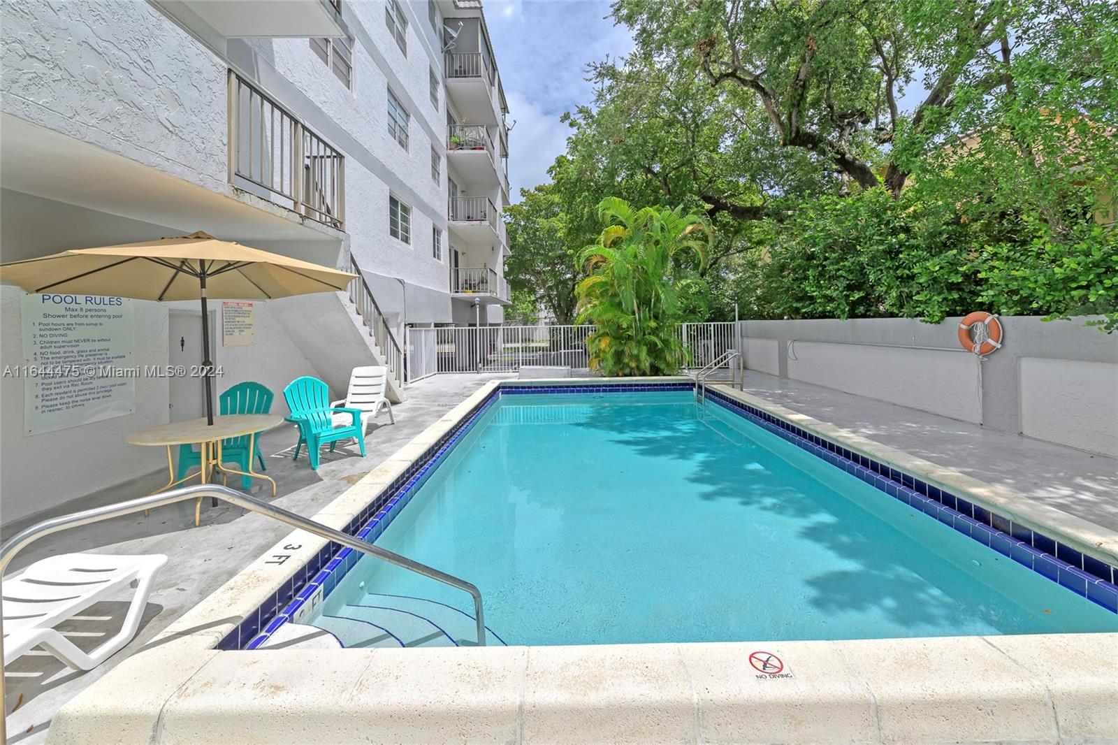 8950 NE 8th Ave # 208