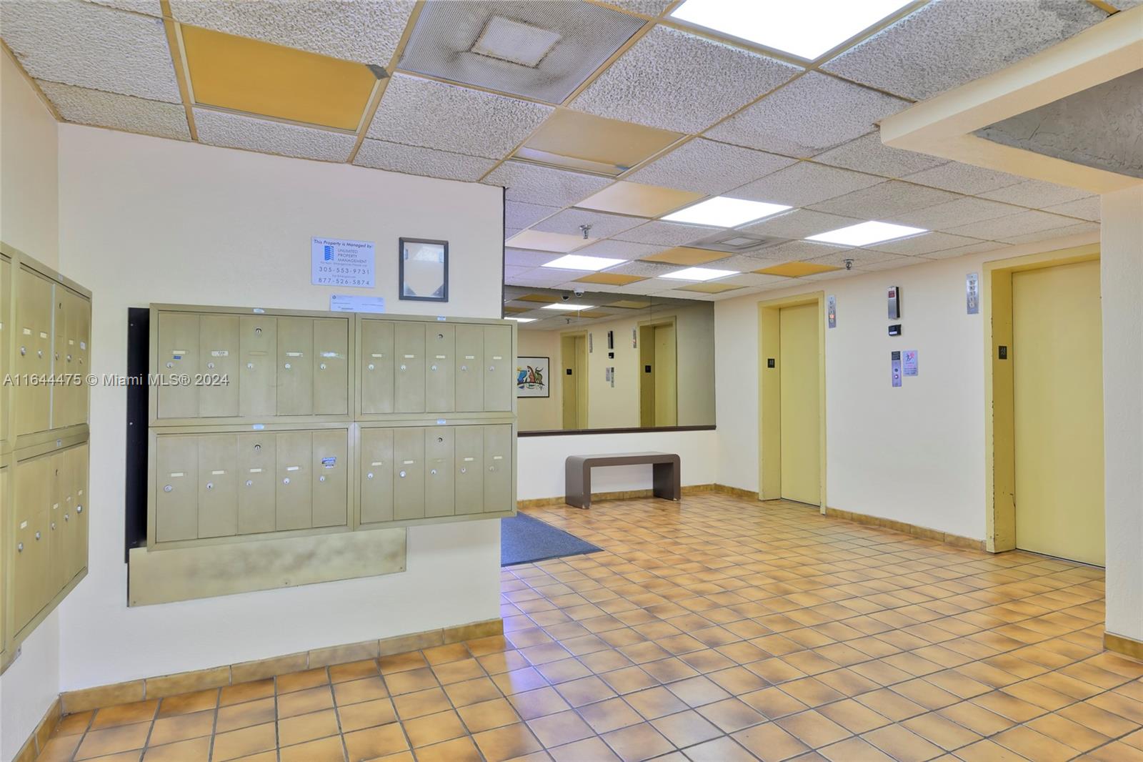 8950 NE 8th Ave # 208