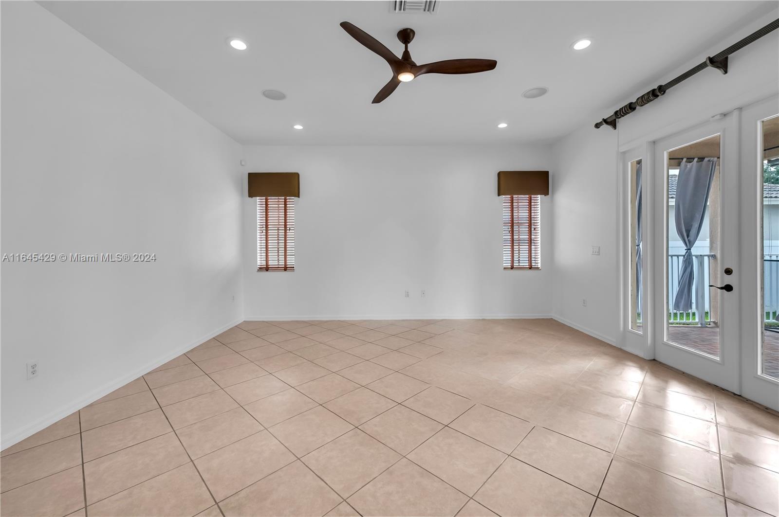 5238 SW 149th Ave # 5238